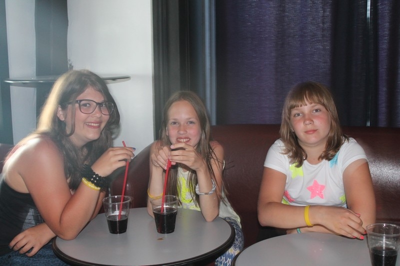 Village Camps International Summer Camp Leysin, Switzerland 2026-08-15 https://www.villagecamps.com/journals_admin/images/682-17-disco (21).jpg